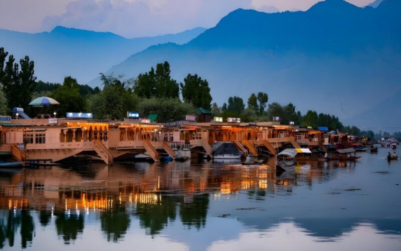 Kashmir 4N5D